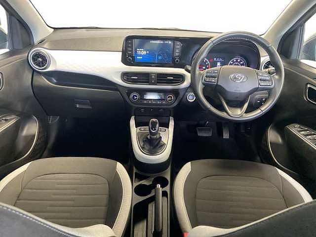 Hyundai i10 1.2 Premium Hatchback 5dr Petrol Auto Euro 6 (s/s) (84 ps)