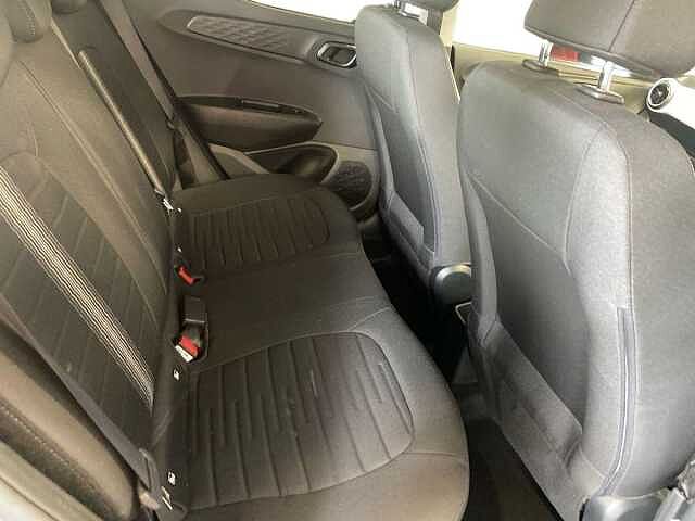 Hyundai i10 1.2 Premium Hatchback 5dr Petrol Auto Euro 6 (s/s) (84 ps)