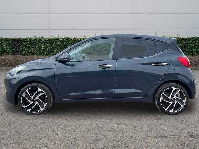 Hyundai i10 1.2 Premium Hatchback 5dr Petrol Auto Euro 6 (s/s) (84 ps)