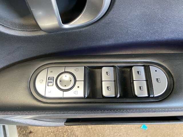 Hyundai Ioniq 5 77kWh Ultimate Hatchback 5dr Electric Auto (228 ps)