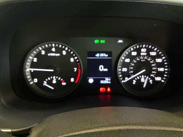 Hyundai Tucson 1.6 GDi Blue Drive SE Nav SUV 5dr Petrol Manual Euro 6 (s/s) (132 ps)