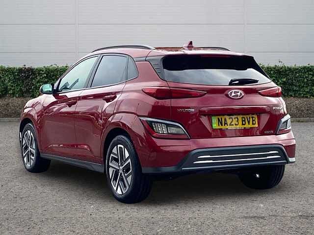 Hyundai Kona 64kWh Ultimate SUV 5dr Electric Auto (10.5kW Charger) (204 ps)