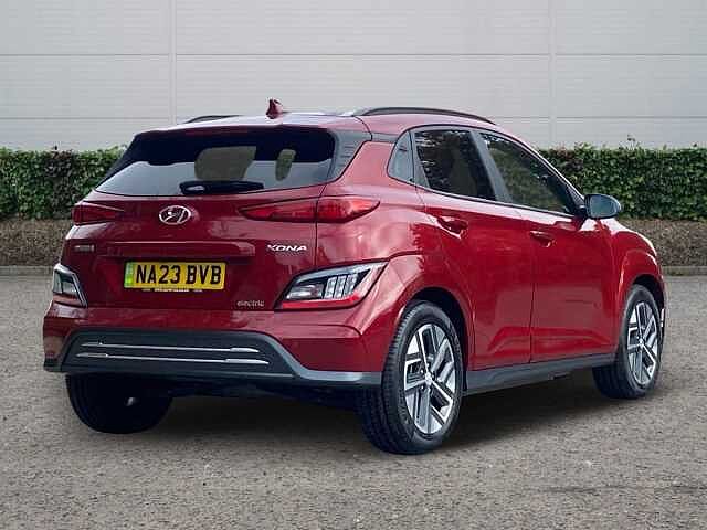 Hyundai Kona 64kWh Ultimate SUV 5dr Electric Auto (10.5kW Charger) (204 ps)