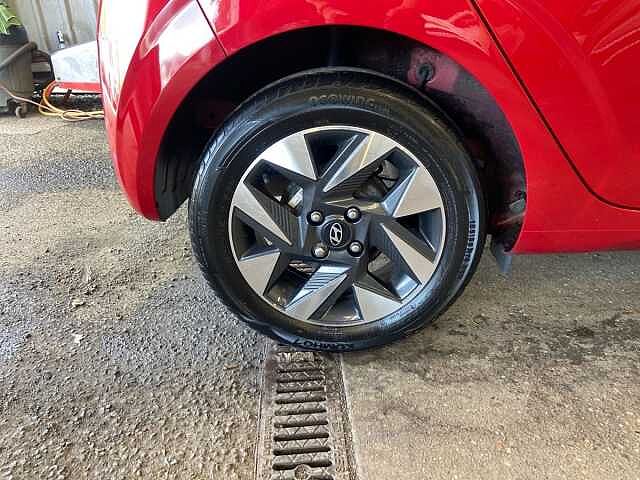 Hyundai i10 1.2 Advance Hatchback 5dr Petrol Manual Euro 6 (s/s) (84 ps)