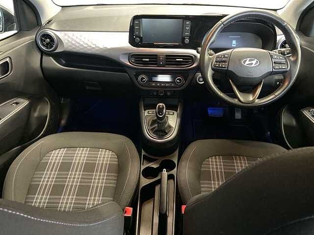 Hyundai i10 1.2 Premium Hatchback 5dr Petrol Auto Euro 6 (s/s) (84 ps)