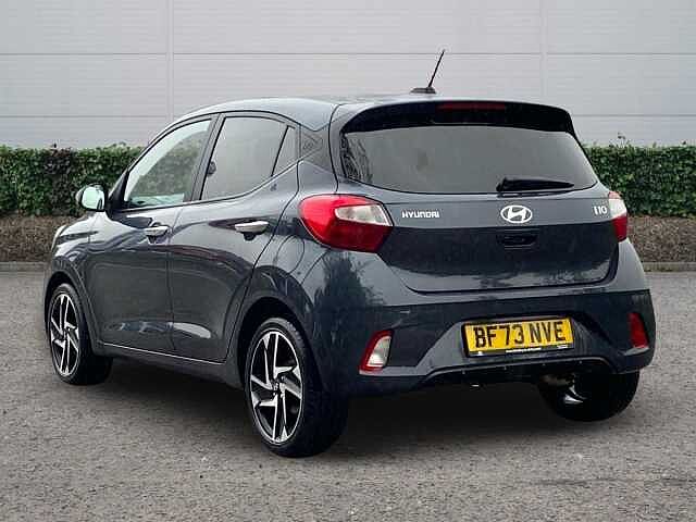 Hyundai i10 1.2 Premium Hatchback 5dr Petrol Auto Euro 6 (s/s) (84 ps)
