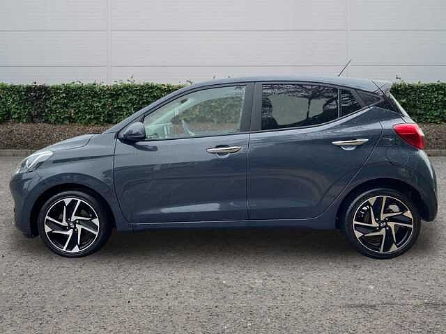 Hyundai i10 1.2 Premium Hatchback 5dr Petrol Auto Euro 6 (s/s) (84 ps)