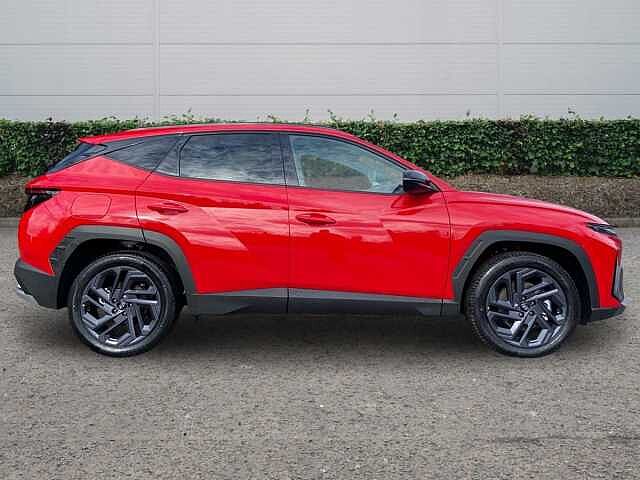Hyundai Tucson 1.6 T-GDi 13.8kWh Black Line SUV 5dr Petrol Plug-in Hybrid Auto Euro 6 (s/s) (28