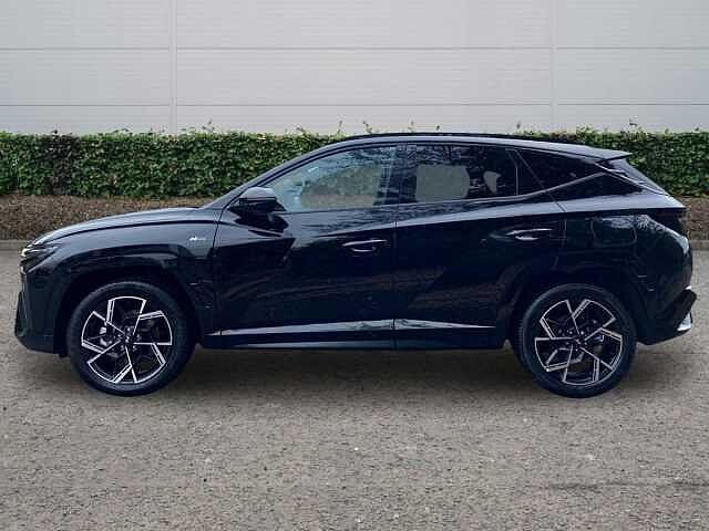 Hyundai TUCSON 1.6 T-GDi 13.8kWh N Line Edition SUV 5dr Petrol Plug-in Hybrid Auto Euro 6 (s/s) ABYSS Black