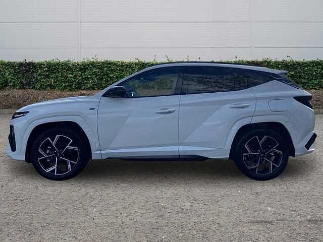 Hyundai TUCSON 1.6 T-GDi 13.8kWh N Line S SUV 5dr Petrol Plug-in Hybrid Auto Euro 6 (s/s) (253 SERENITY White