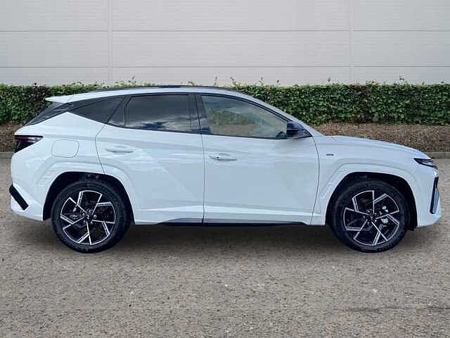 Hyundai TUCSON 1.6 T-GDi 13.8kWh N Line S SUV 5dr Petrol Plug-in Hybrid Auto Euro 6 (s/s) (253 SERENITY White